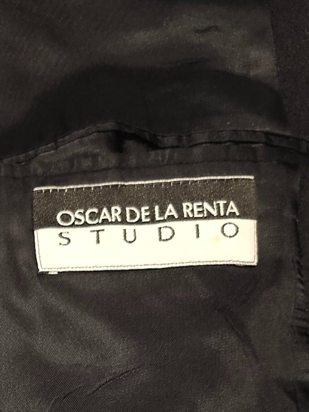 Vintage Oscar de la Renta Studio 100% Wool Blazer Black 42L Padded Shoulders